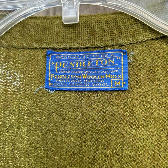 Pendleton Virgin wool cardigan. Size M - Picture 4 of 5